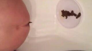 Girl pooping - video 643, ScatKings.com Scat Porn 18 ScatKings.com Scat Porn
